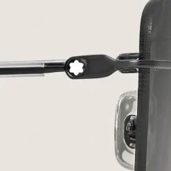 Occhiali da Sole Quadrati con Montatura in Metallo Nero